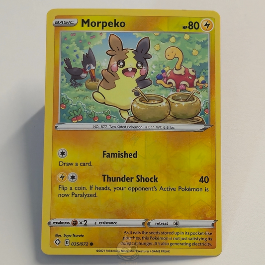 Morpeko 035/072 Reverse Holo Pokémon card from Shining Fates – Near Mint condition